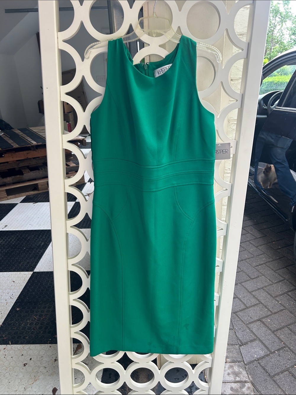 Kasper Green Sleeveless Maxi Dress